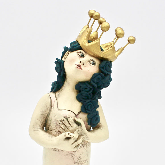 Golden Gartitude Sculpture By Susan Press